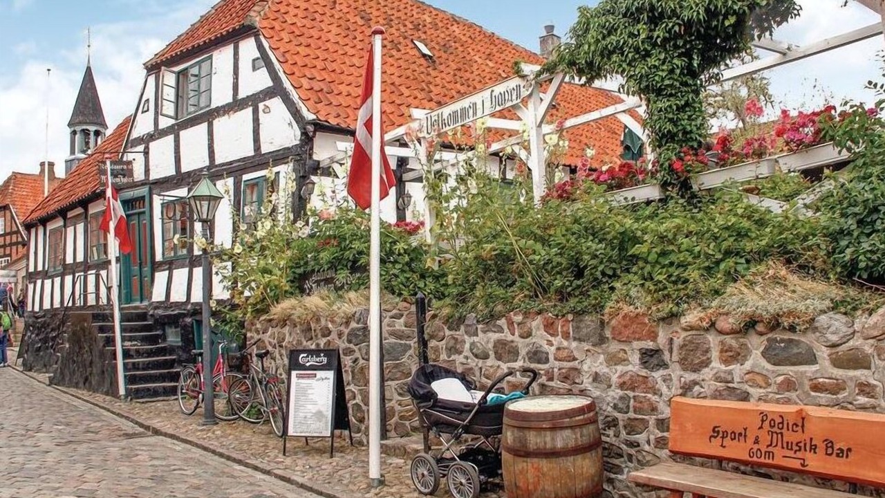 Photo of Others in Øksenmølle
