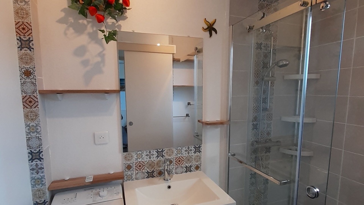 Photo of Bathroom in Vendres