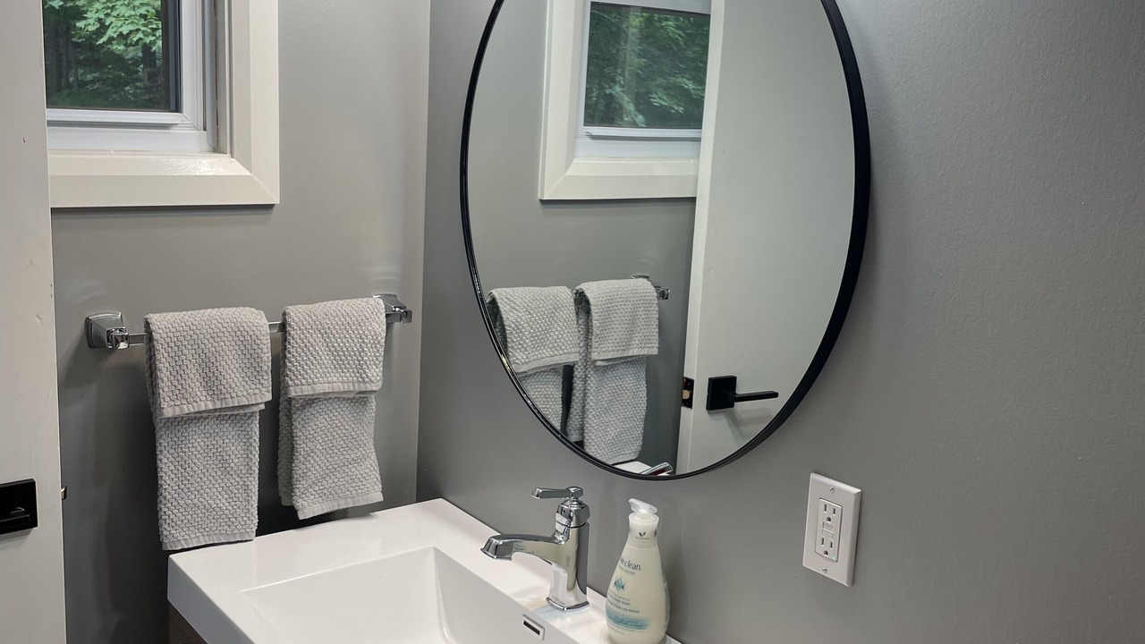 Photo of Bathroom in Rideau Lakes