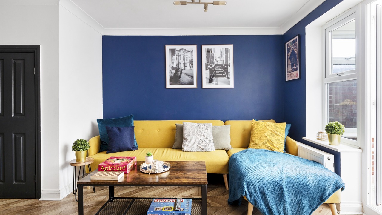 Photo of Livingroom in Hanham