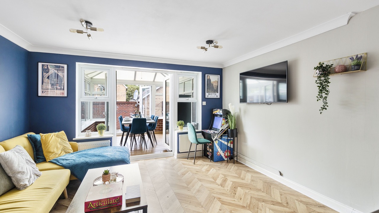 Photo of Livingroom in Hanham