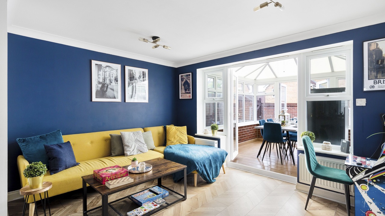 Photo of Livingroom in Hanham