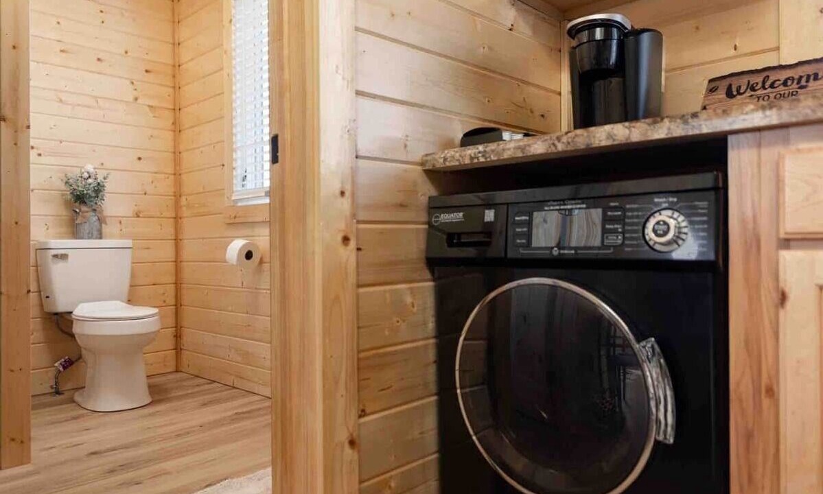 Photo of Bathroom in Bluff City