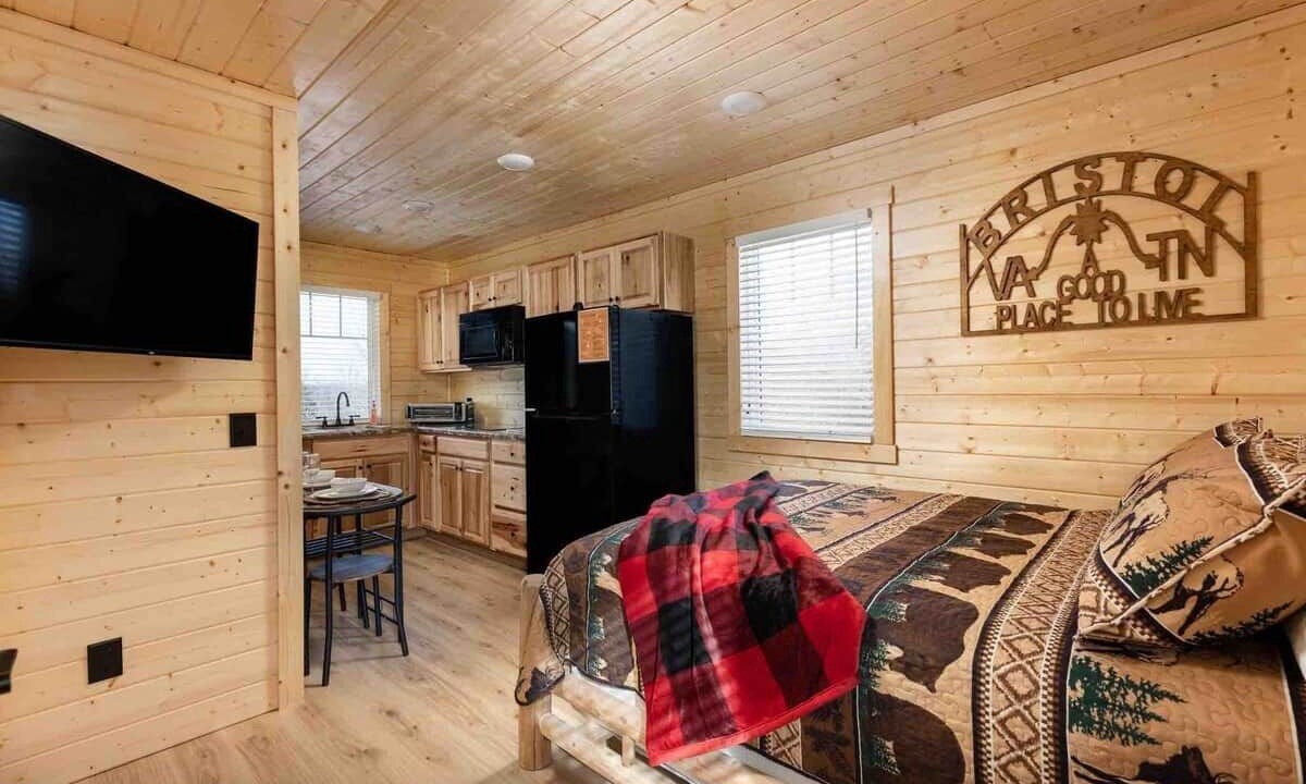 Photo of Bedroom in Bluff City