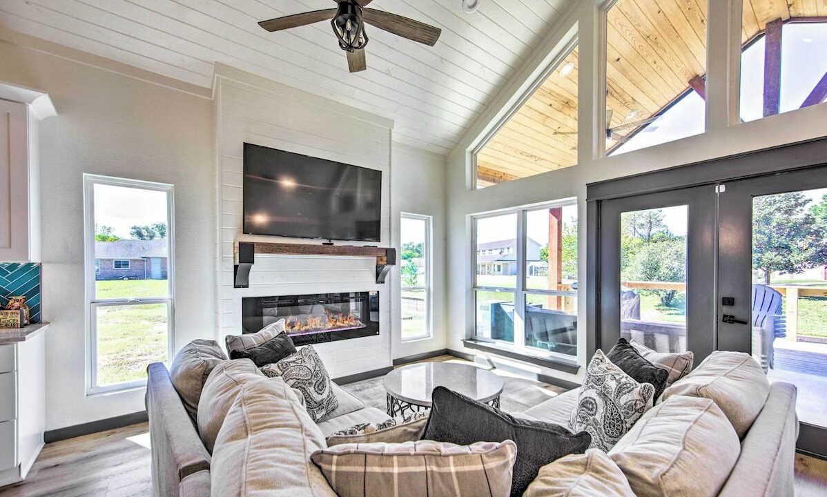 Photo of Livingroom in Tool