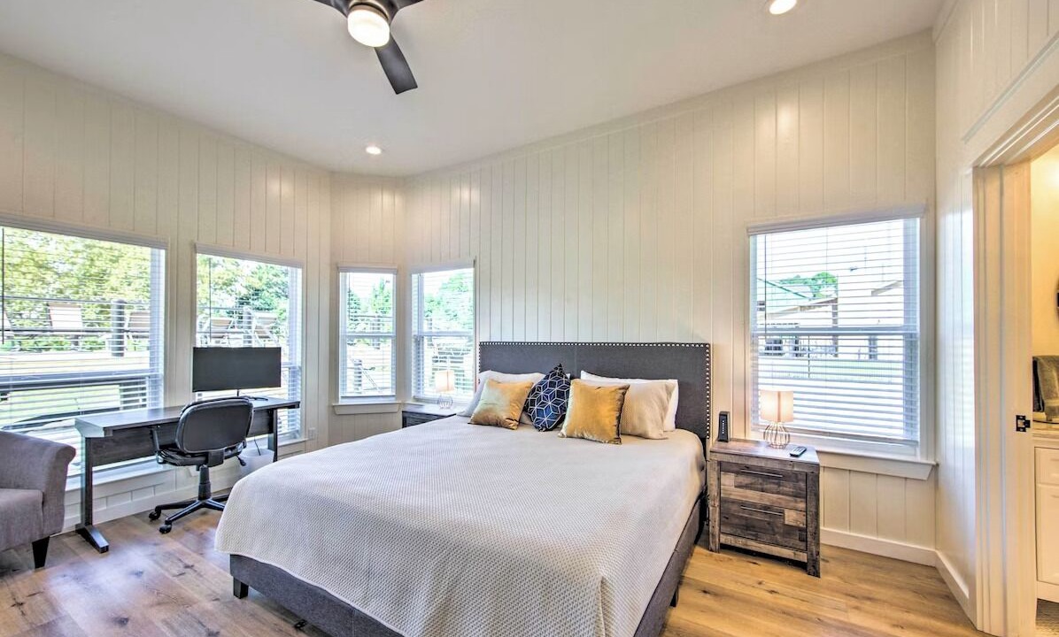 Photo of Bedroom in Tool