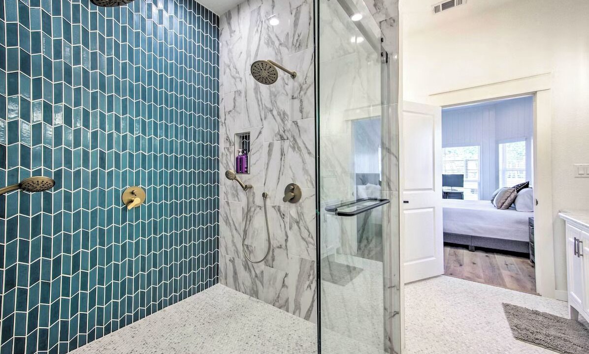 Photo of Bathroom in Tool