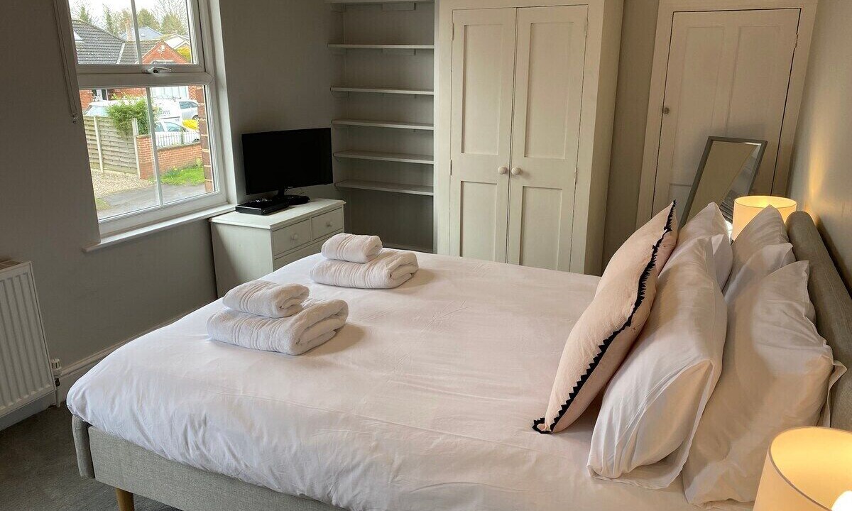 Photo of Others in Haxby