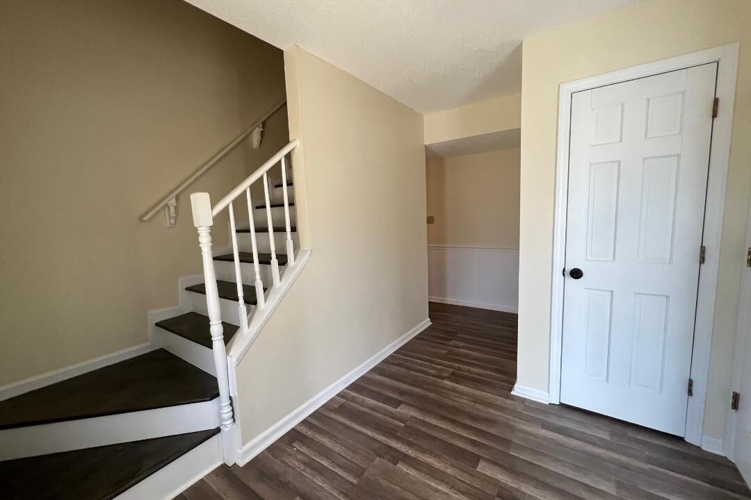 Photo of Others in Albany