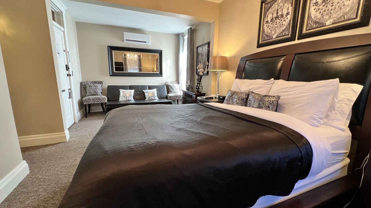 Photo of Bedroom in Downtown Branson