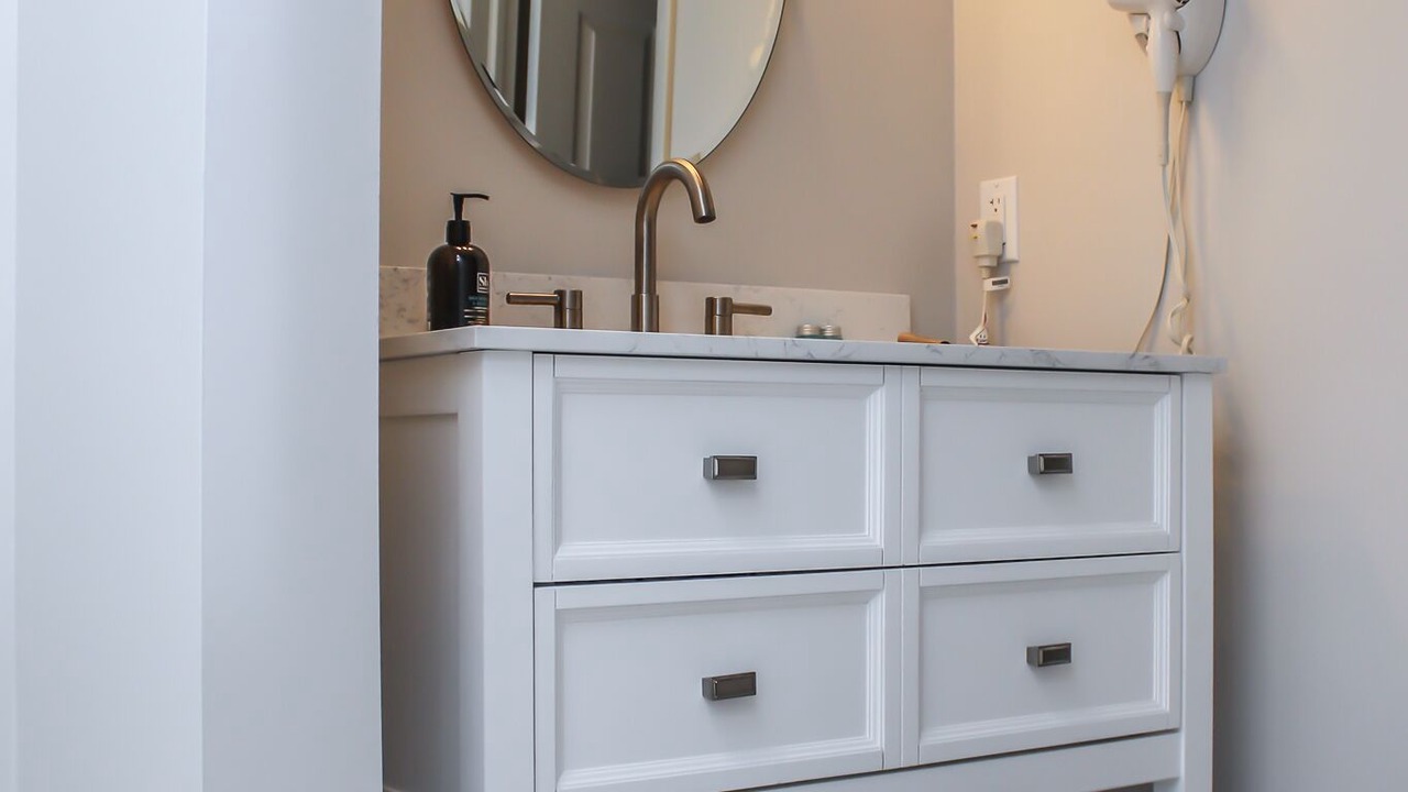 Photo of Bathroom in Albion