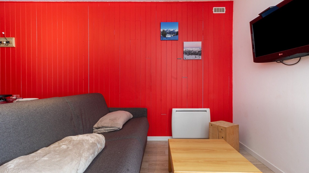 Photo of Livingroom in Genos