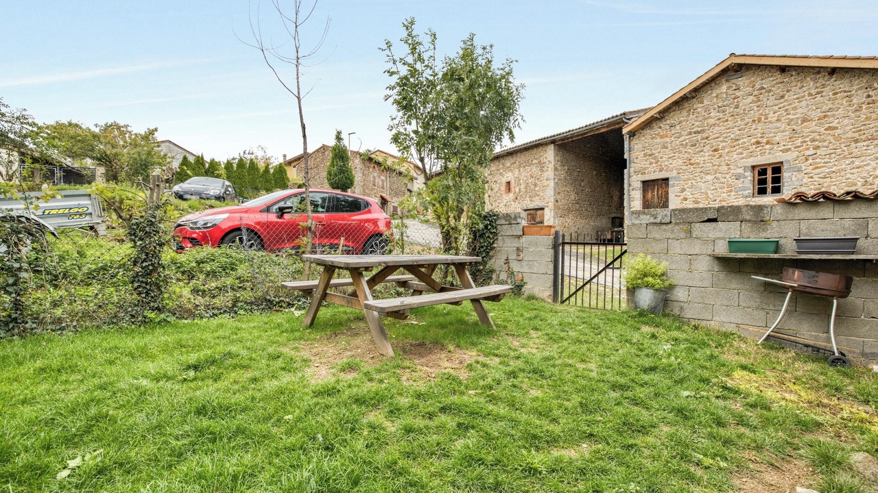 Photo of Outdoor in Valprivas
