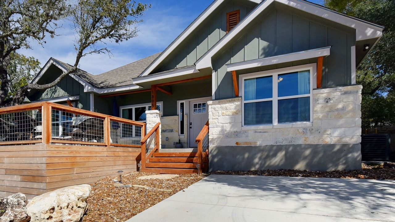 Photo of Outdoor in Canyon Lake
