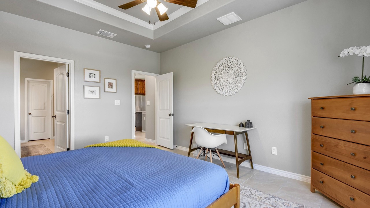 Photo of Bedroom in Canyon Lake