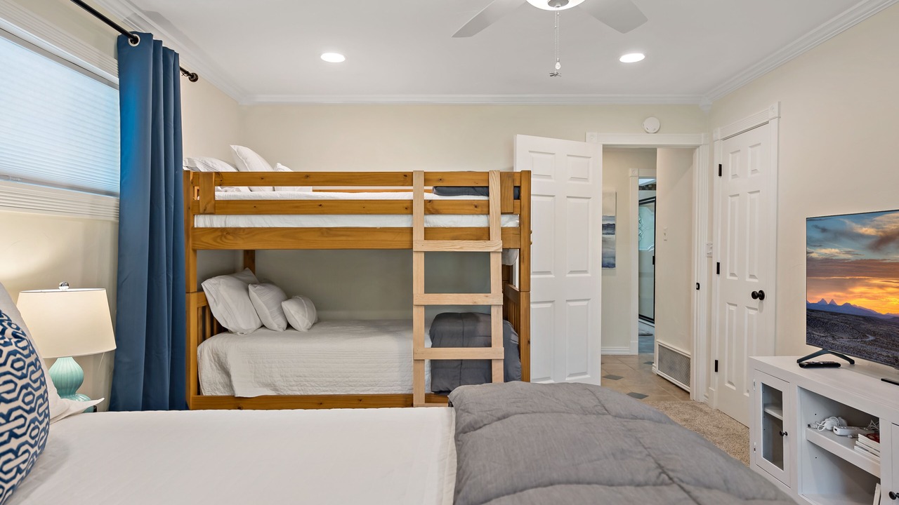 Photo of Bedroom in Enchanted Oaks