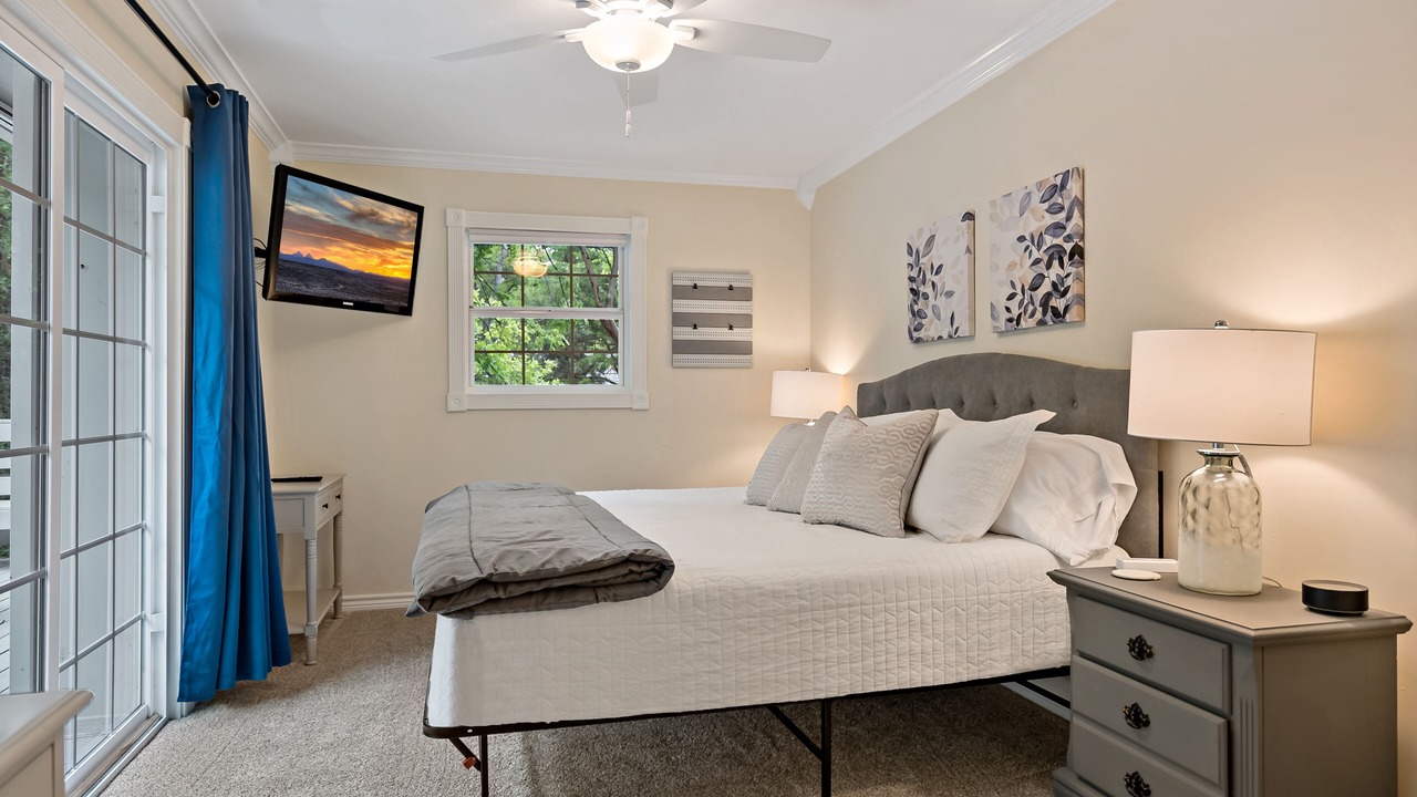 Photo of Bedroom in Enchanted Oaks