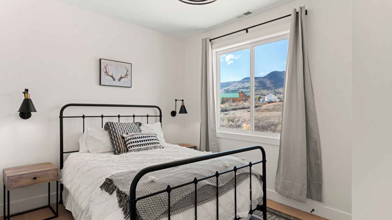 Photo of Bedroom in Fish Haven