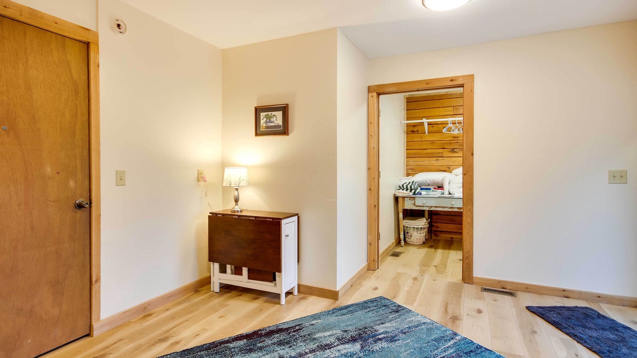 Photo of Bedroom in Pineville