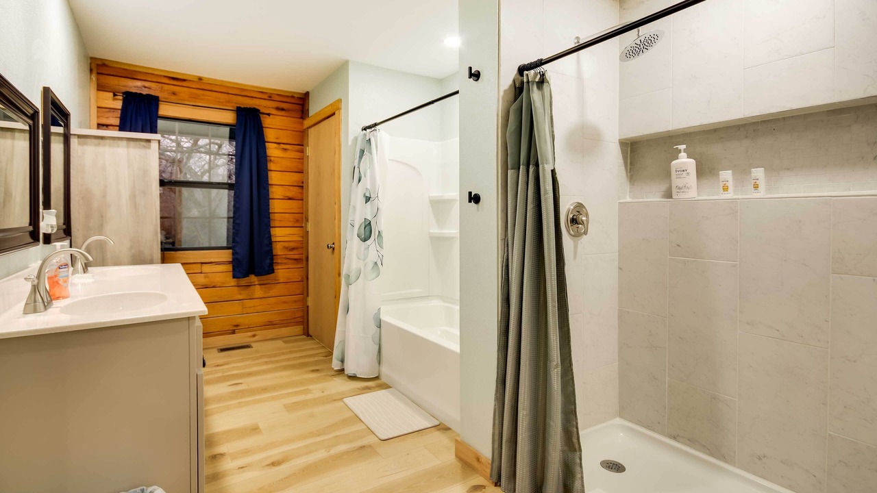 Photo of Bathroom in Pineville