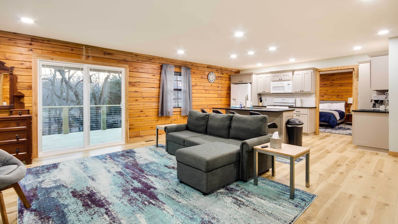 Photo of Livingroom in Pineville