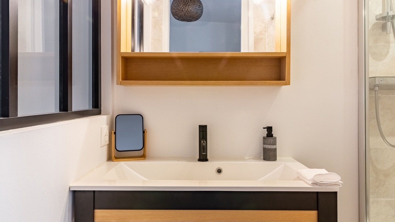 Photo of Bathroom in Decre-Cathedrale