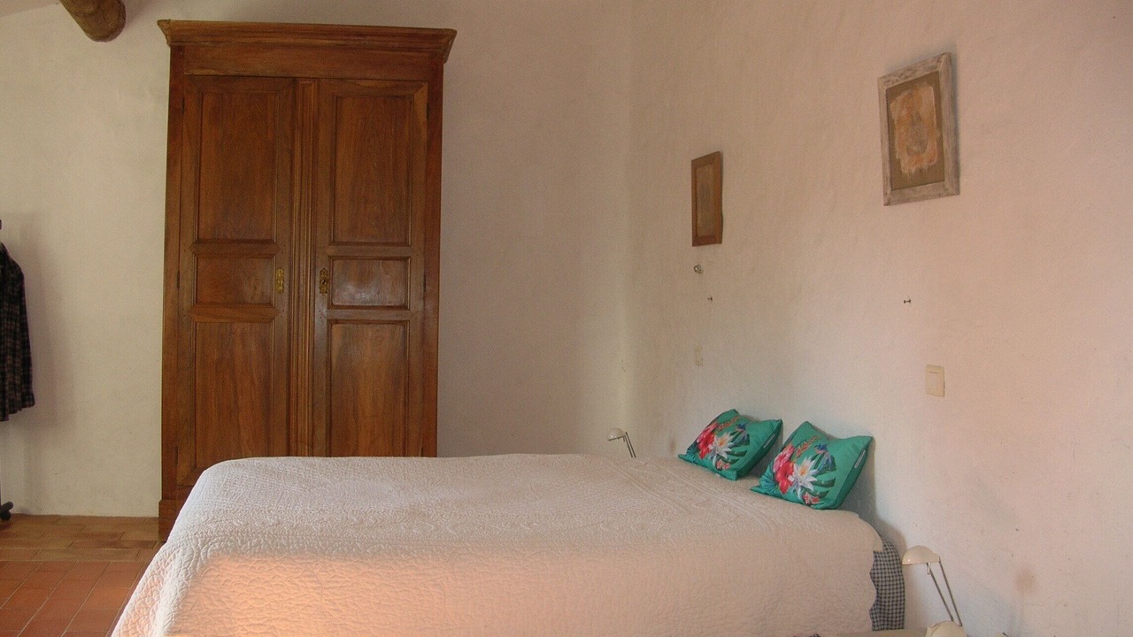 Photo of Bedroom in Merindol-les-Oliviers