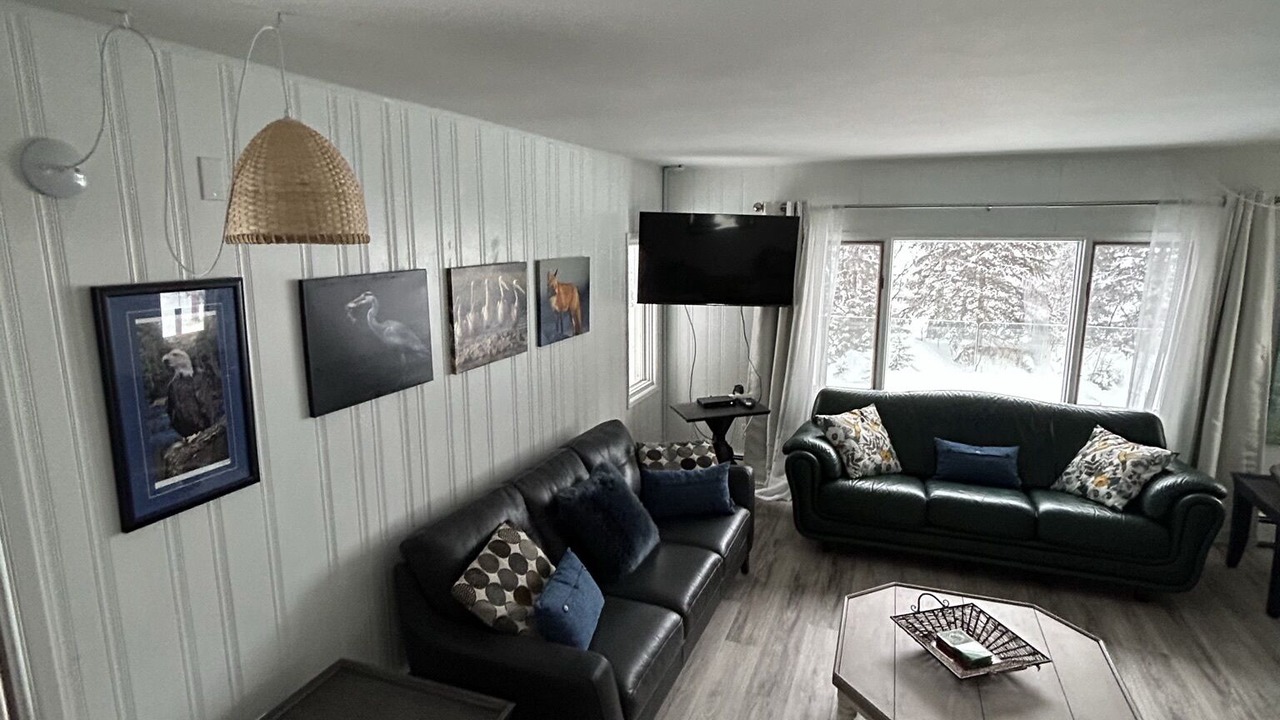Photo of Livingroom in Candle Lake