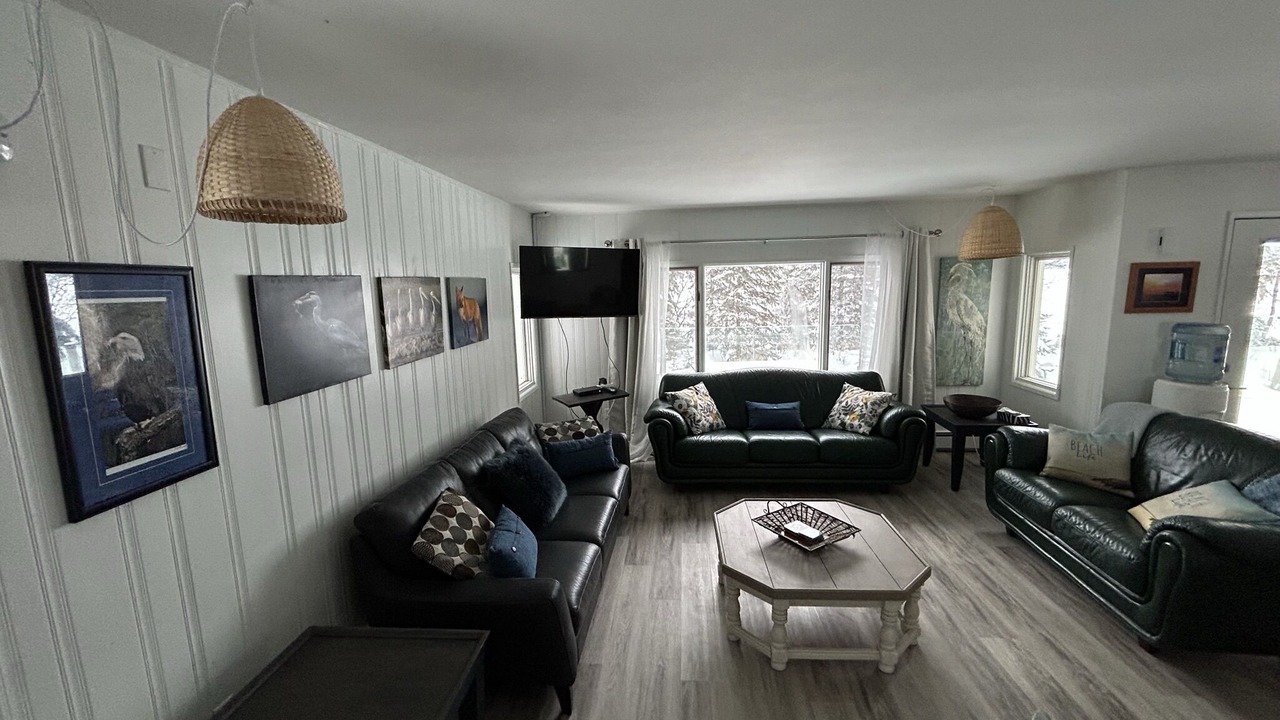 Photo of Livingroom in Candle Lake
