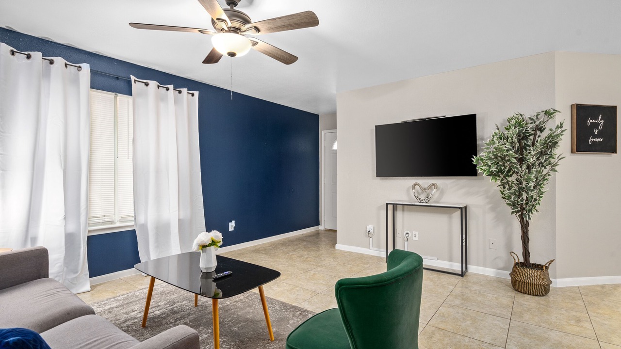 Photo of Livingroom in Cypress