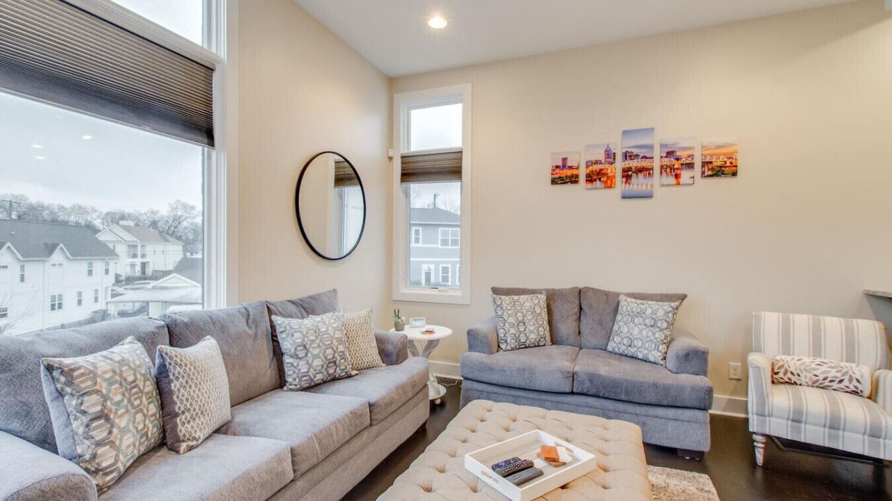 Photo of Livingroom in Edgehill