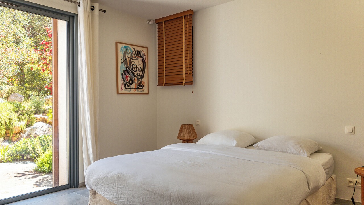 Photo of Bedroom in Cala Rossa