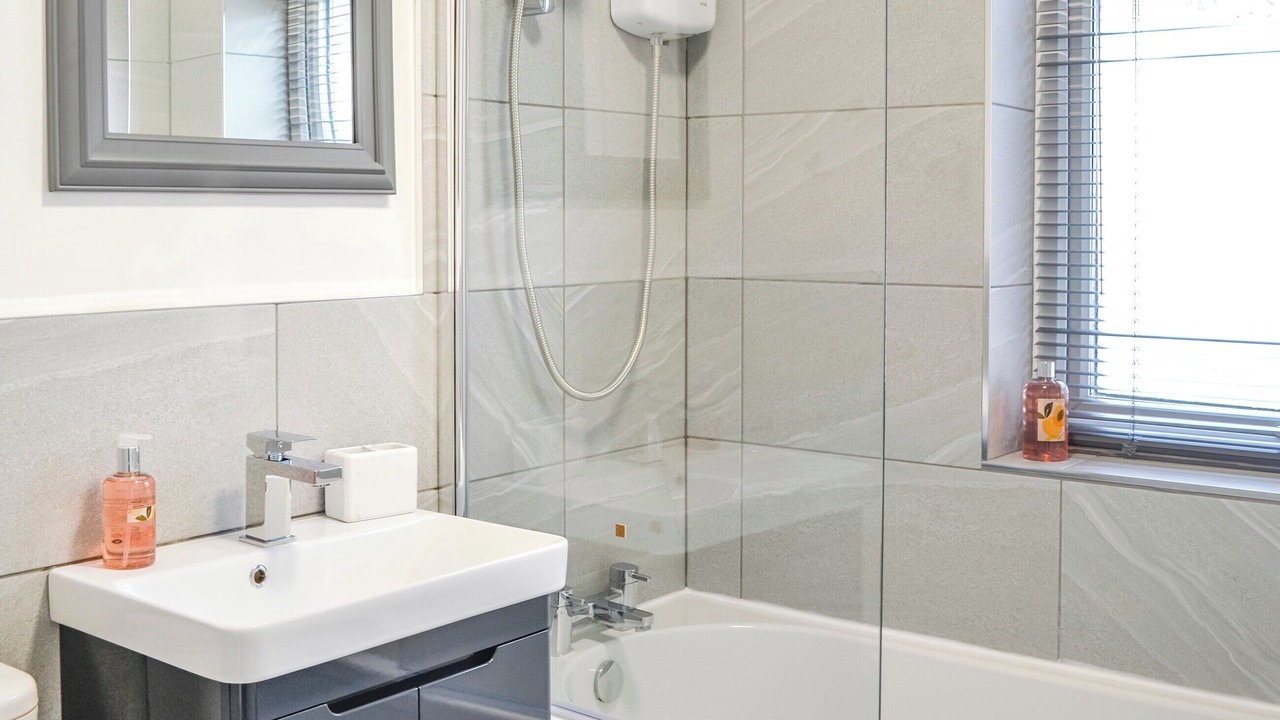 Photo of Bathroom in Wing