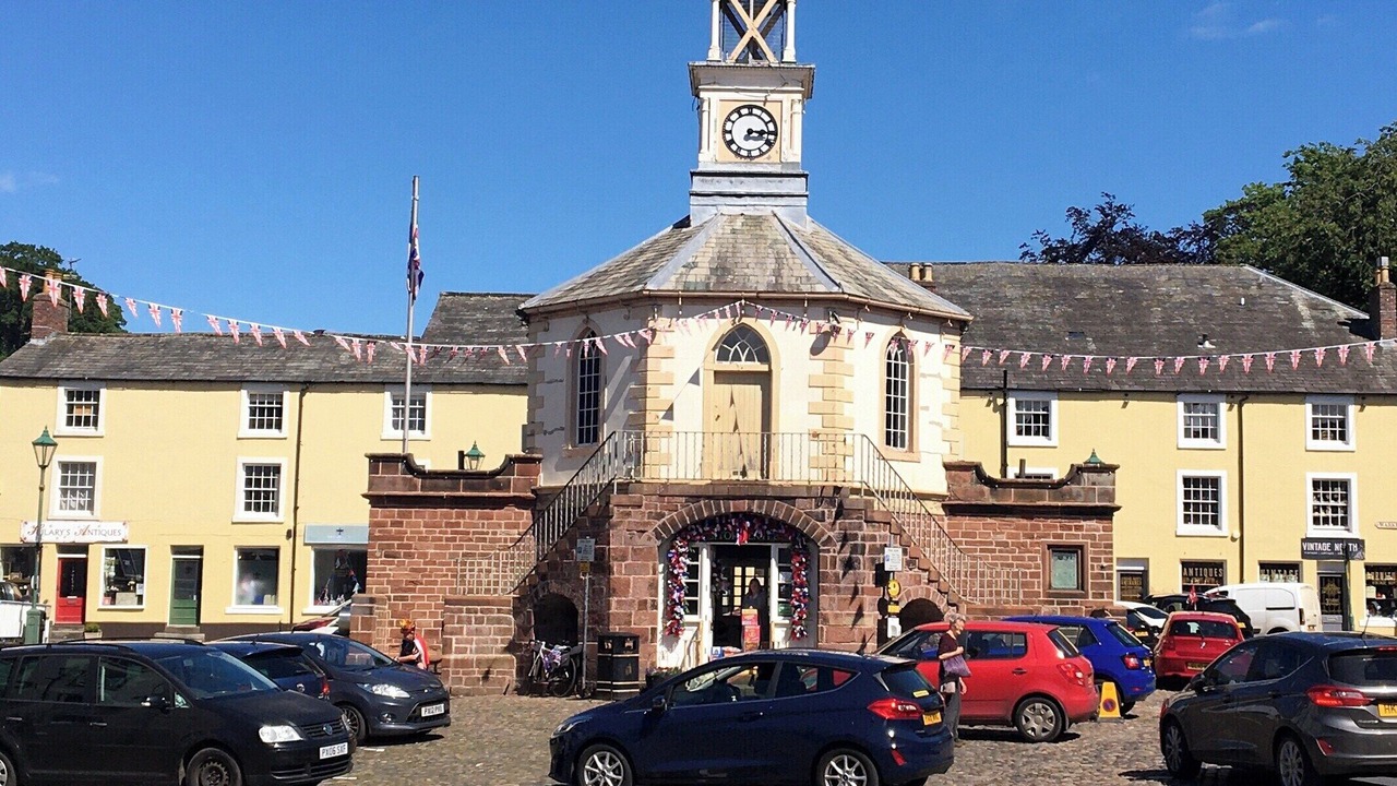 Photo of Others in Wing