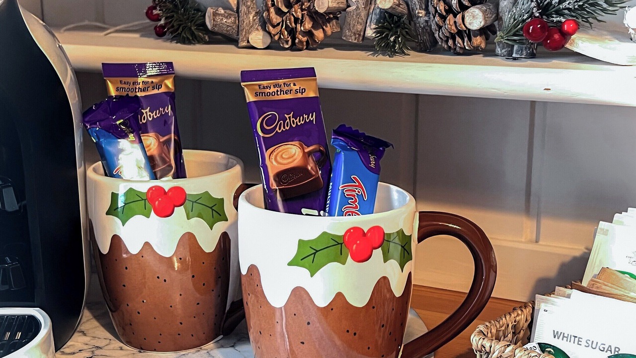 Photo of Others in Wing