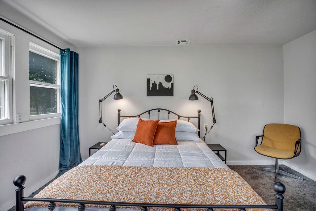 Photo of Bedroom in Temple