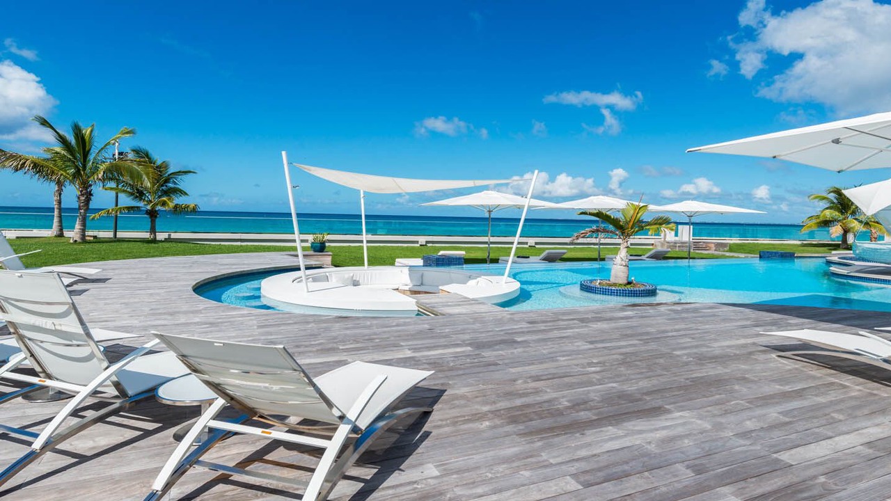 Photo of Outdoor in Plum Bay