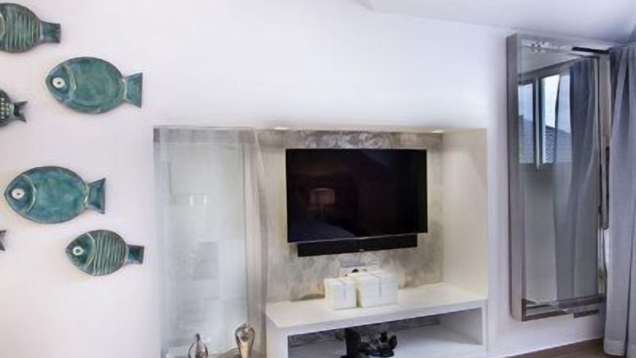 Photo of Others in Plum Bay