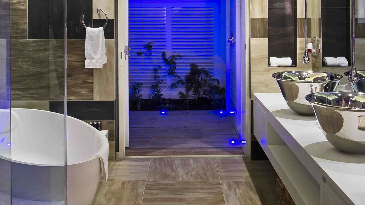 Photo of Bathroom in Plum Bay