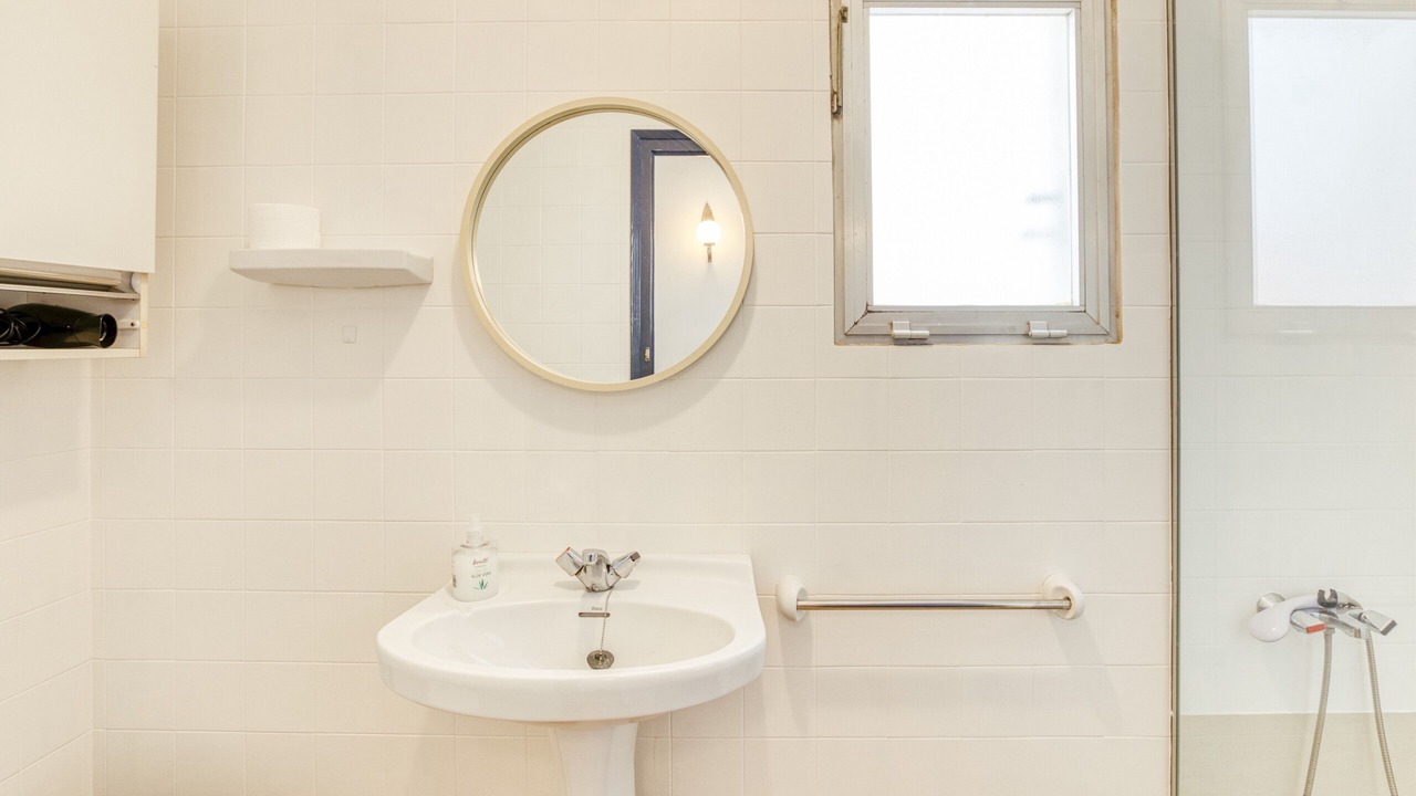 Photo of Bathroom in Llanca