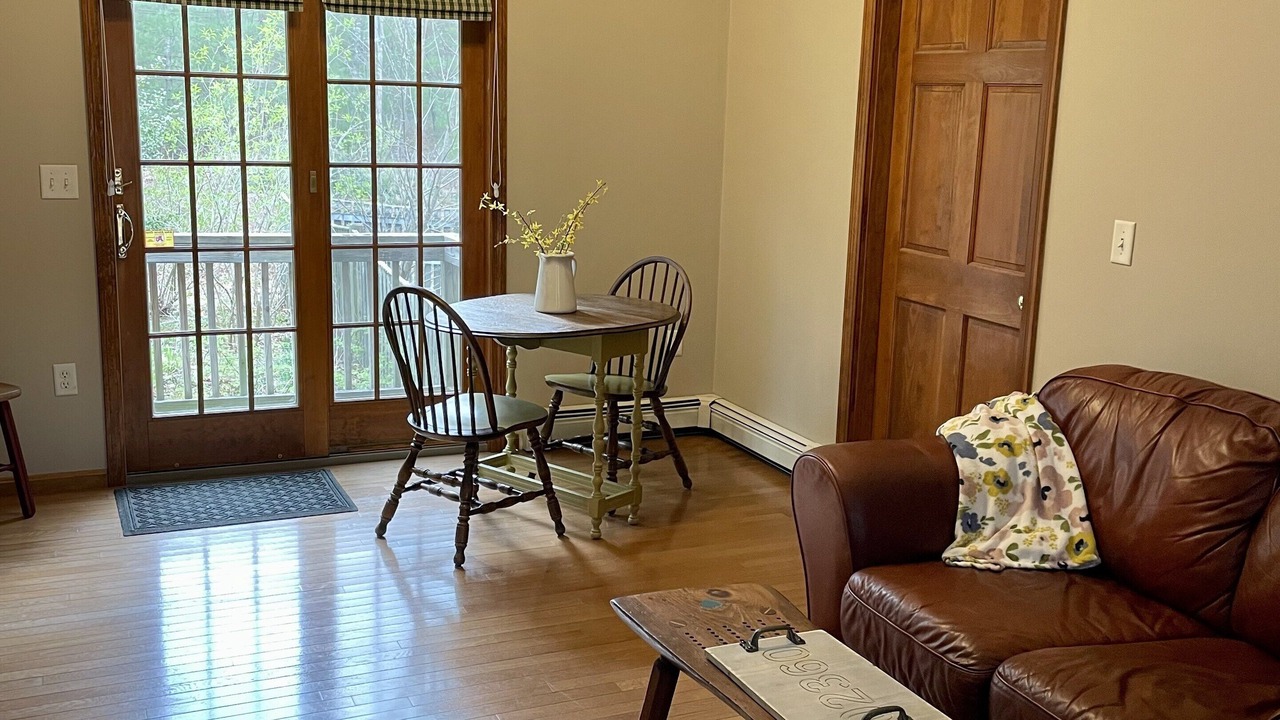 Photo of Livingroom in Plymouth