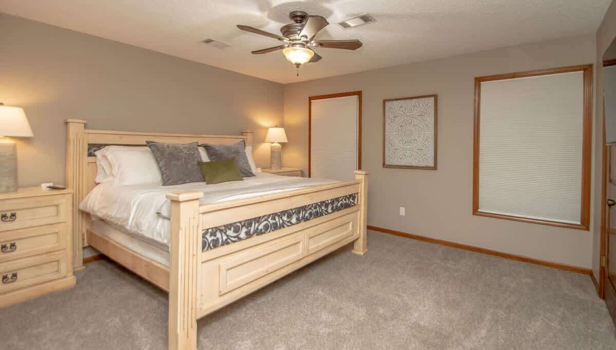 Photo of Others in Mid America