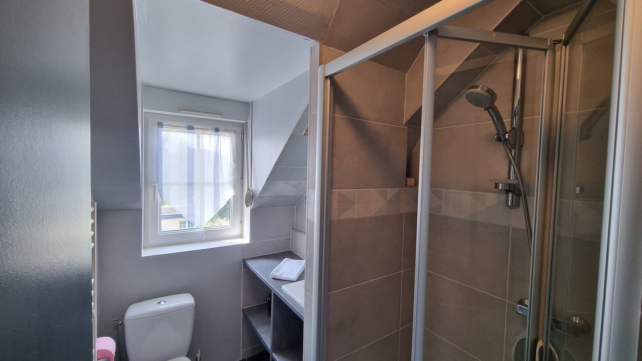 Photo of Bathroom in Luc-sur-Mer