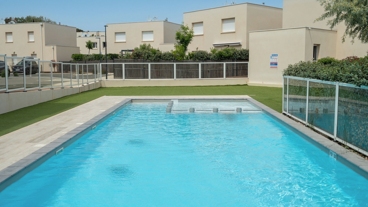 Photo of Outdoor in Serignan