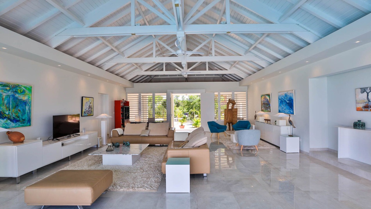 Photo of Livingroom in Plum Bay