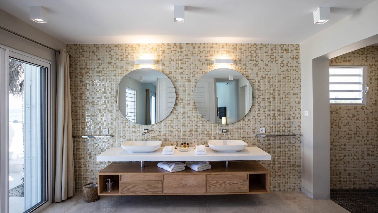 Photo of Bathroom in Plum Bay