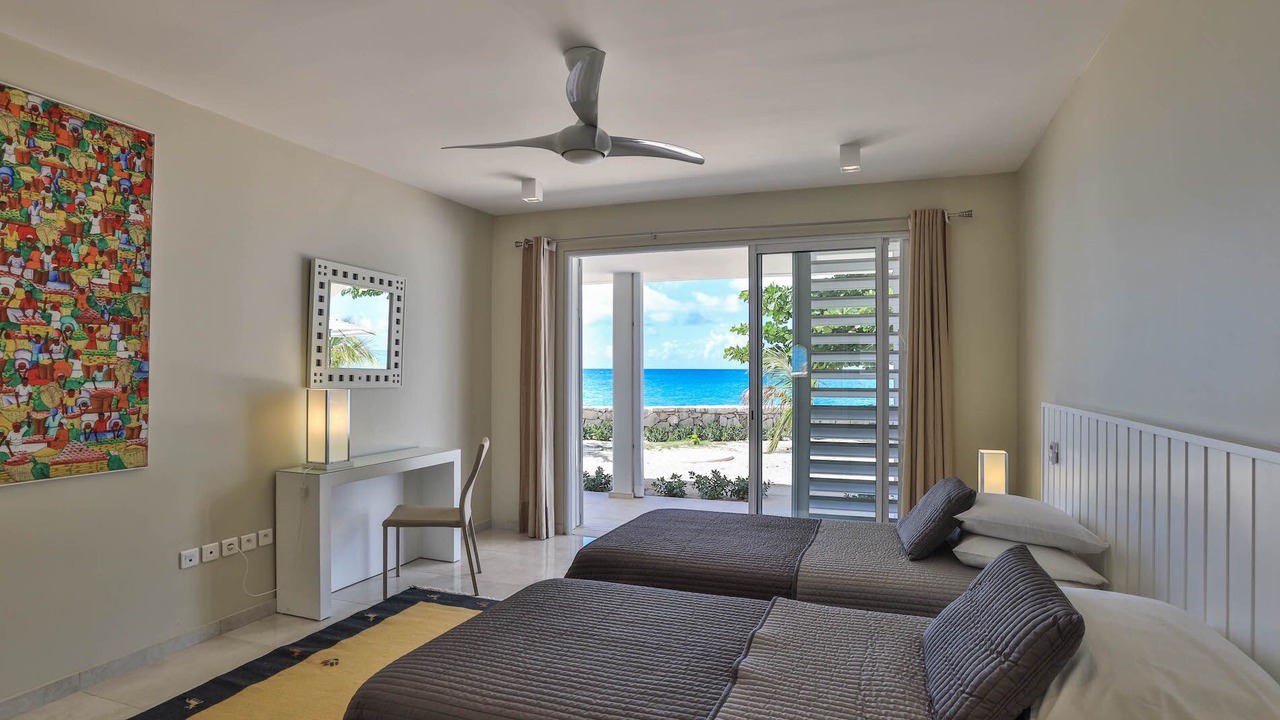 Photo of Bedroom in Plum Bay