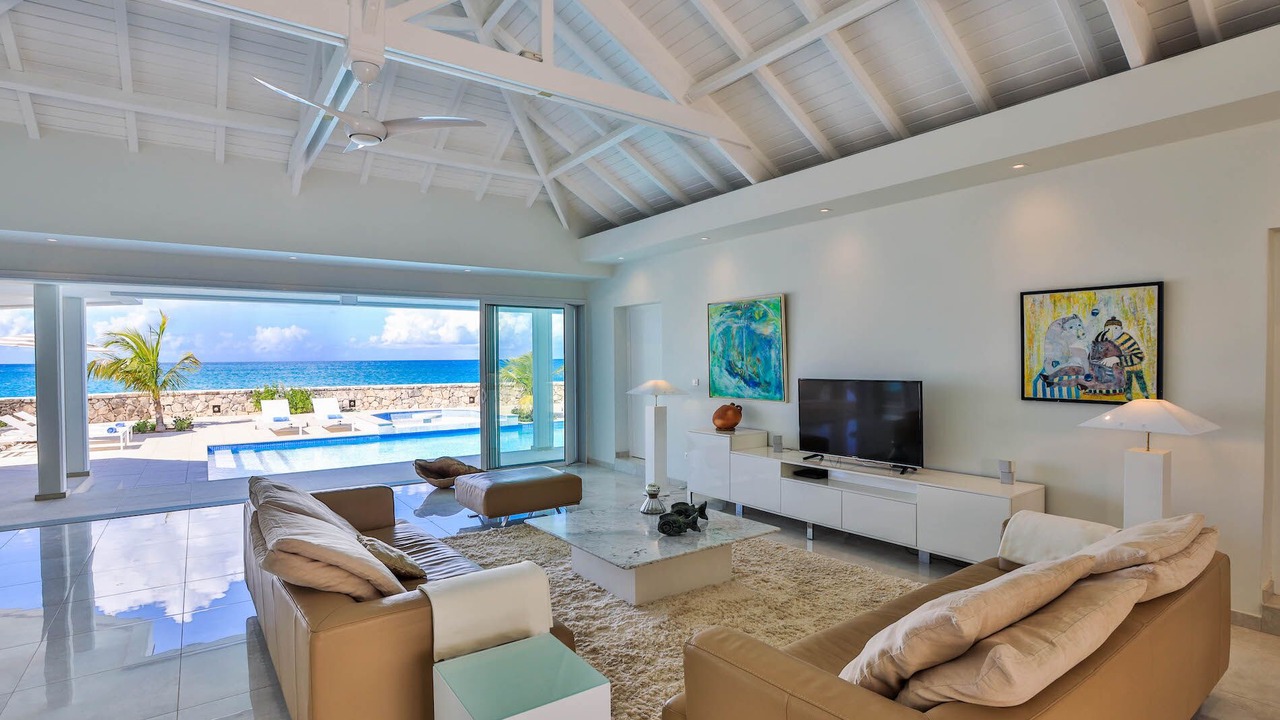 Photo of Livingroom in Plum Bay