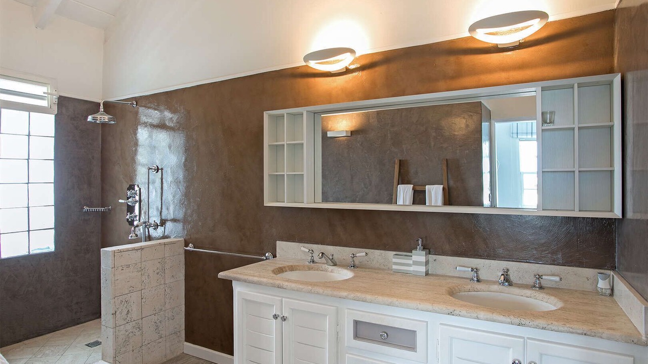 Photo of Bathroom in Les Terres Basses