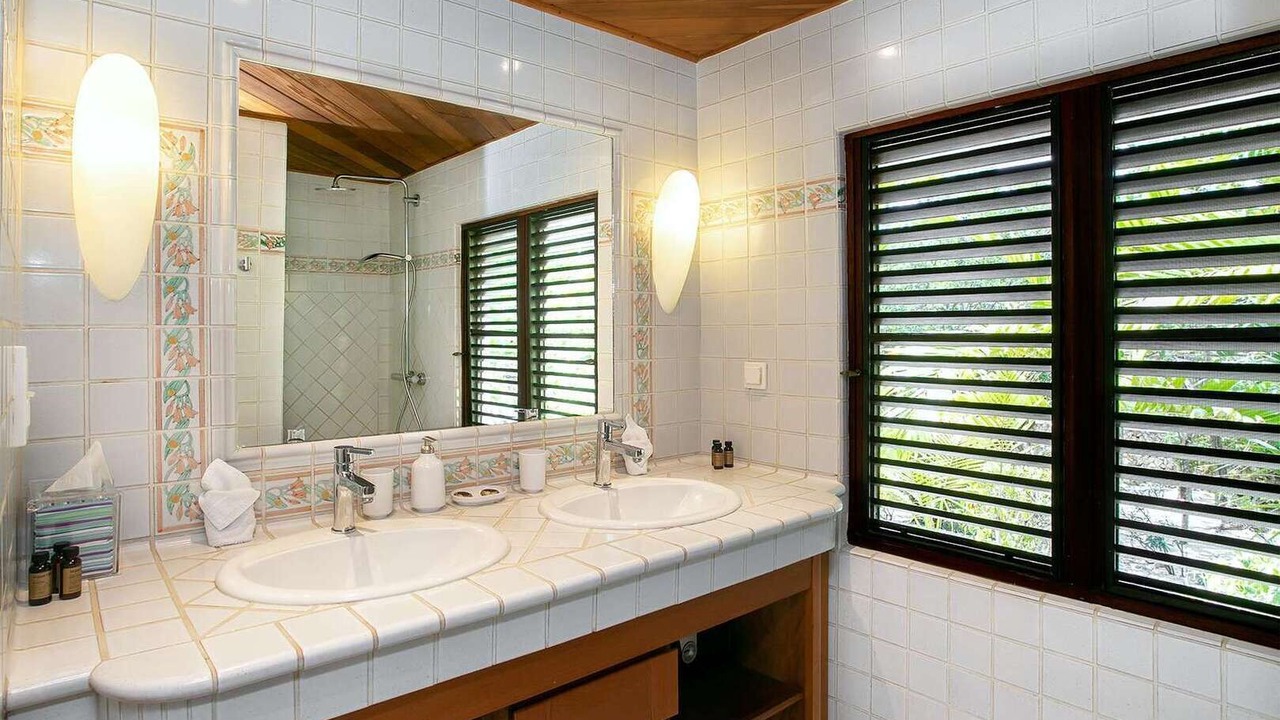 Photo of Bathroom in Plum Bay